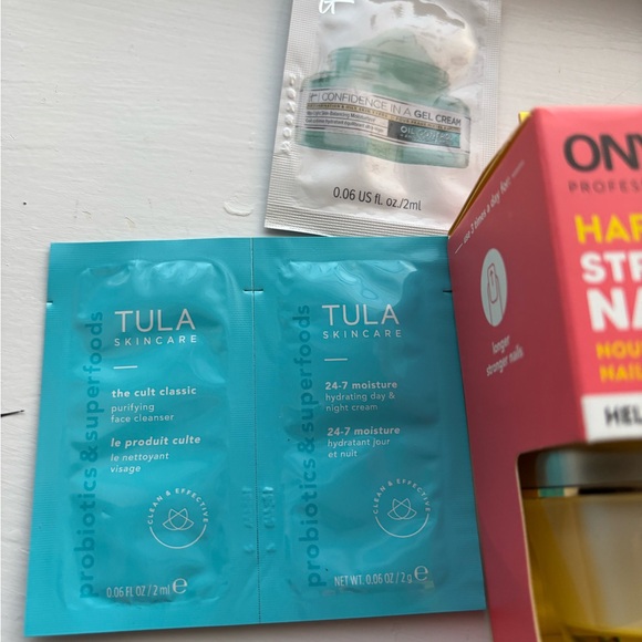 Assorted skincare bundle. - Picture 5 of 5